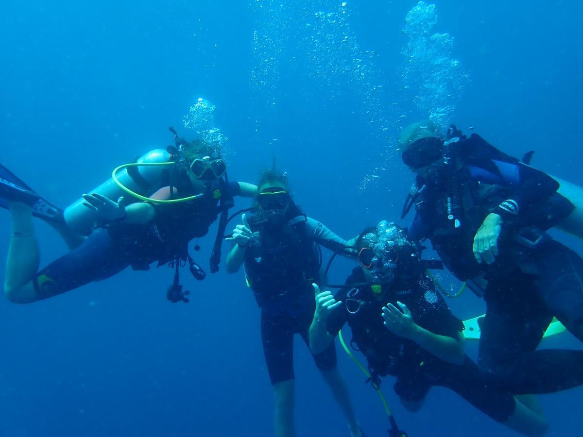 The High Dive Gili Gede By Ultimate Resorts Eksteriør billede